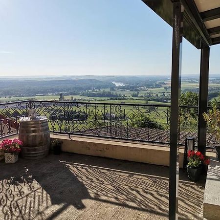 Vue Panoramique Sur Le Vignoble Apartment Sancerre Exterior photo